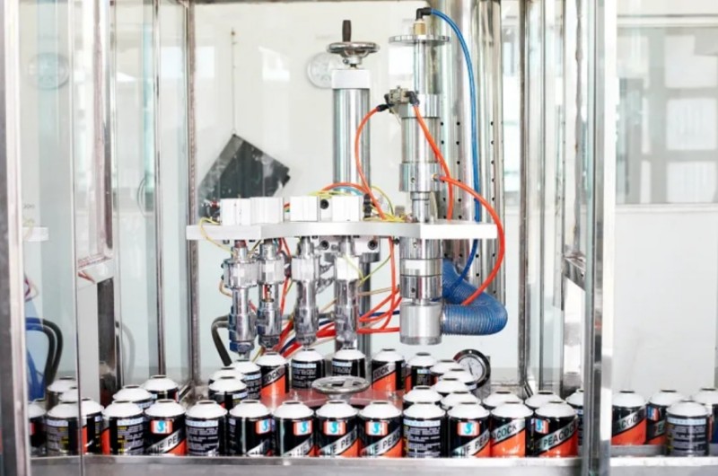 Wilson wuxuu si qoto dheer ugu lug leeyahay warshadaha aerosol